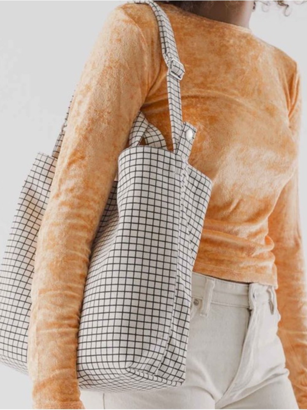 BAGGU White Grid Canvas Shoulder Tote